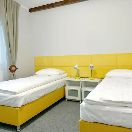 Zz Apartman Obryta